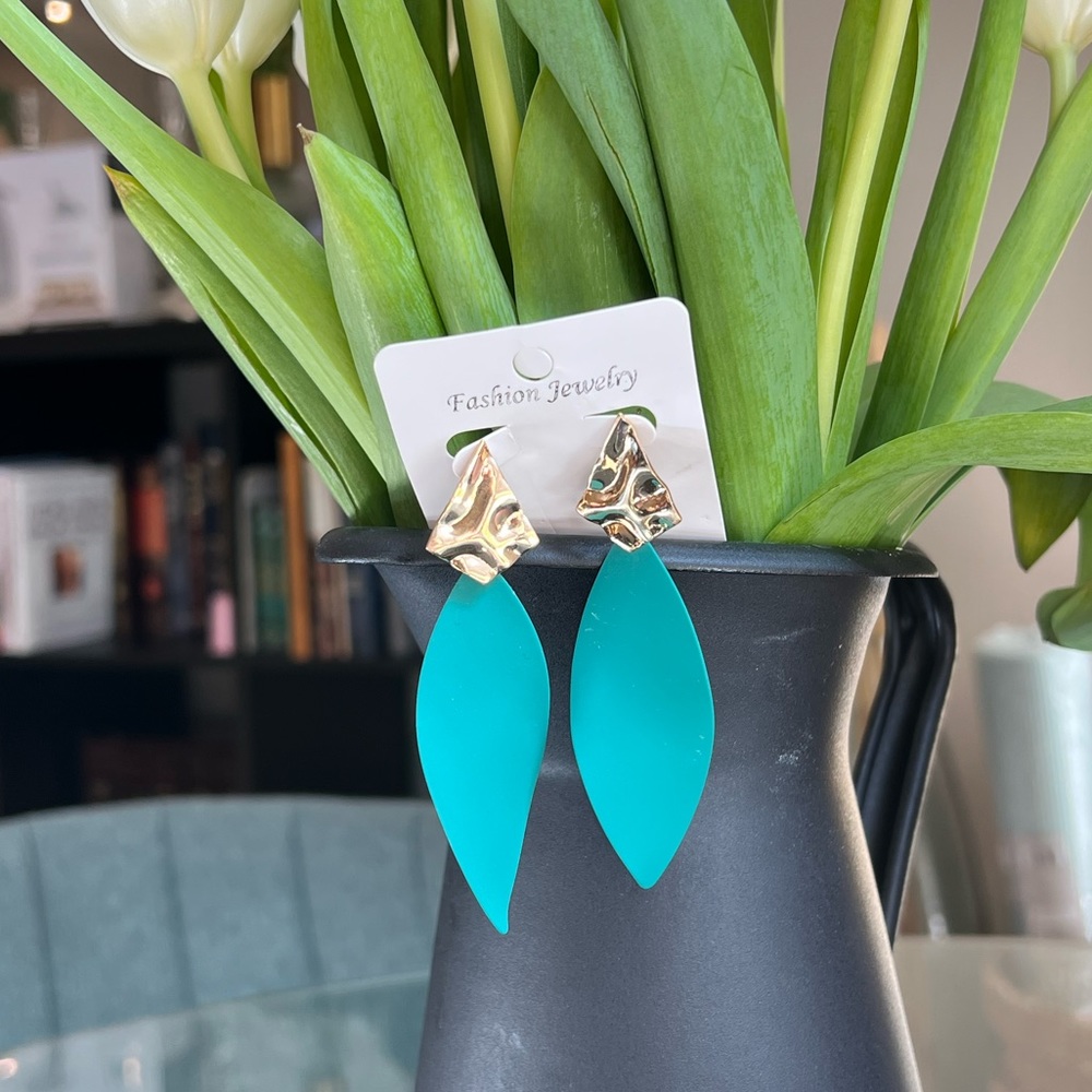 Beautiful Leaf Earrings